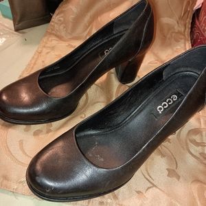 Ecco heels